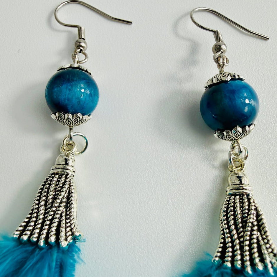 BOHO-Federohrhänger mit Tigerauge – Produktabbildung 5