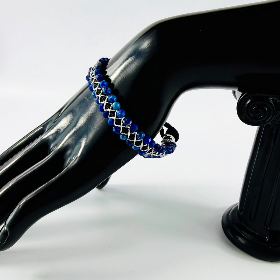 Doppelreihiges geknüpftes mit facettierten Lapislazuli-Edelstein Armband – Produktabbildung 6