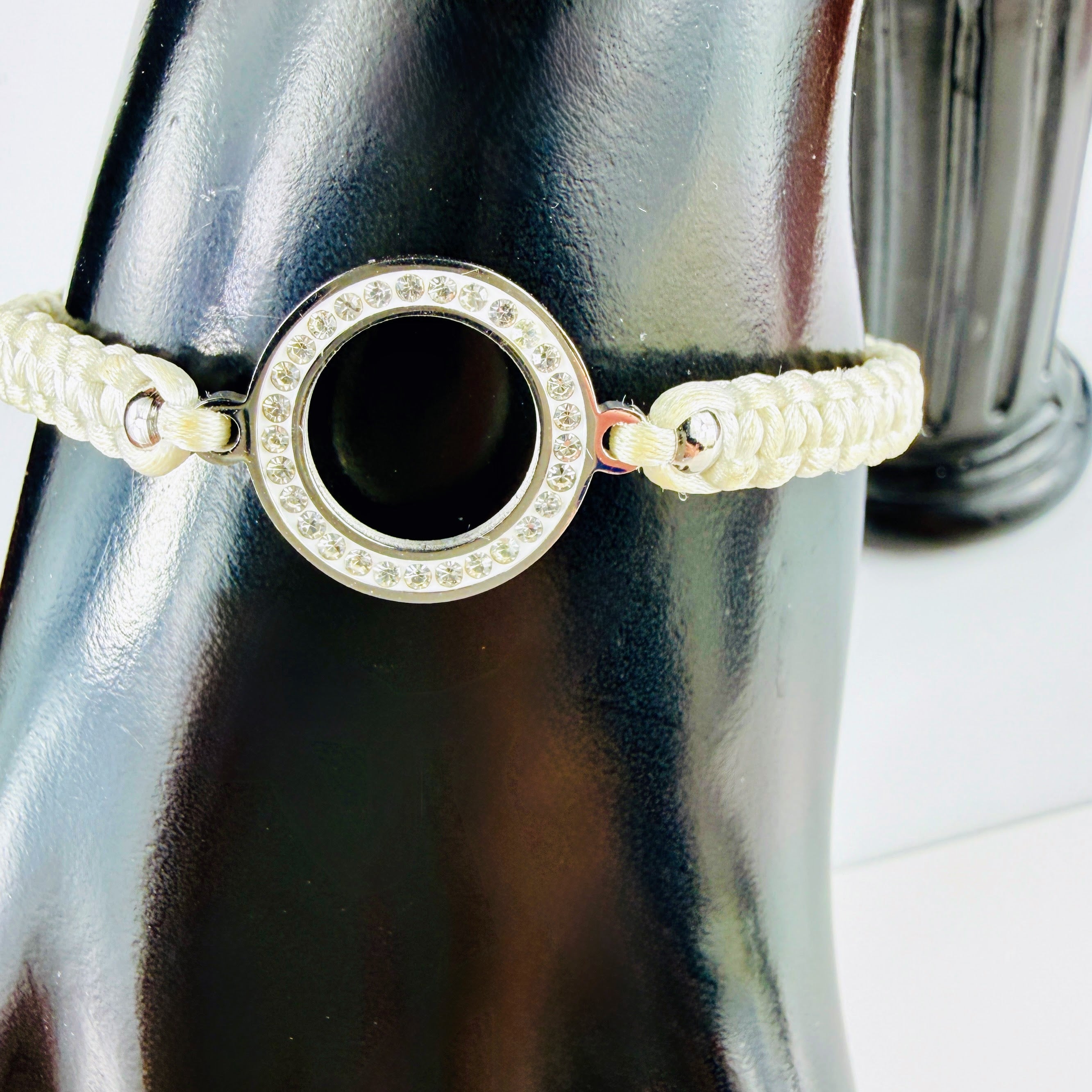 Zirkonia Armband mit Edelstahlring und Strassperlen