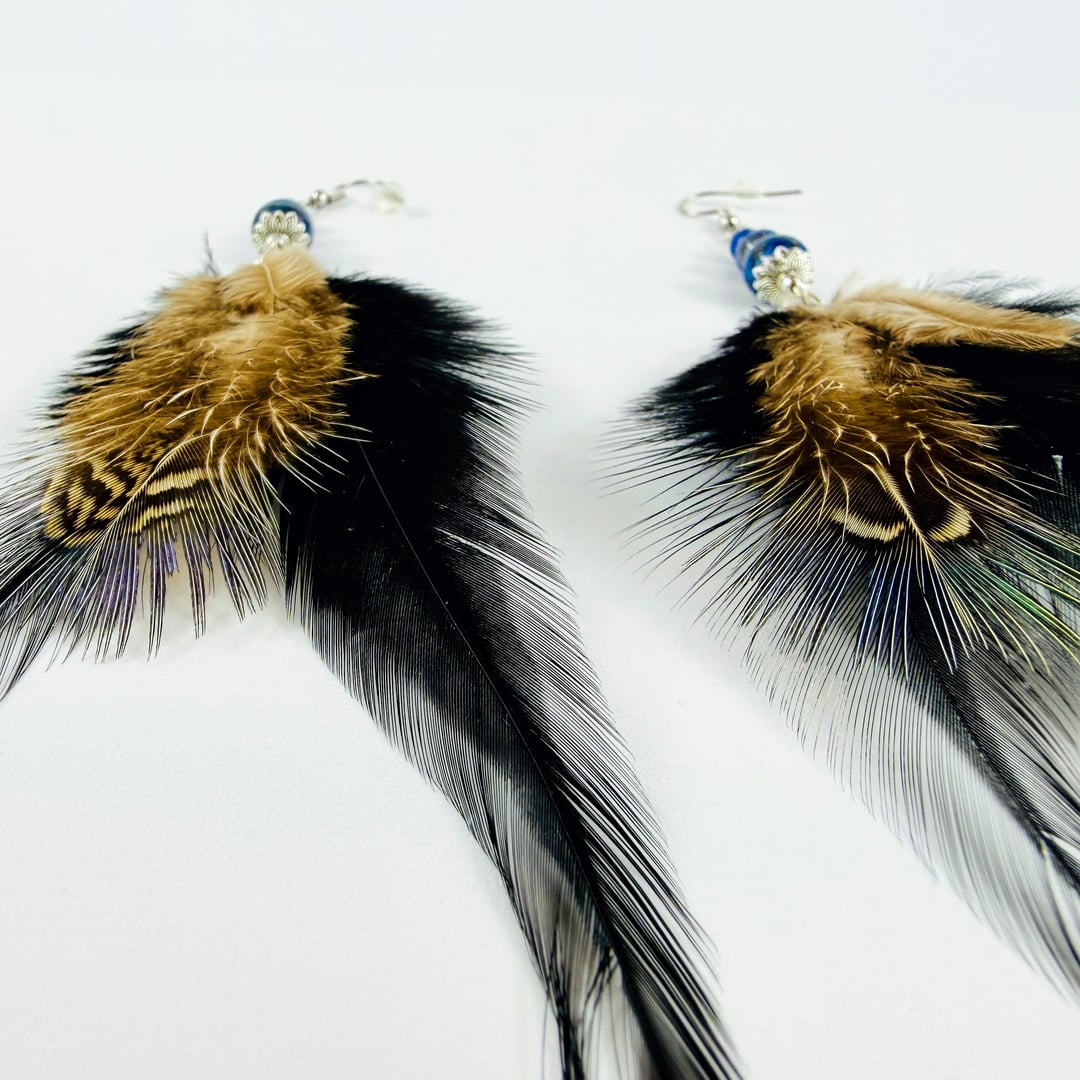 Lapislazuli Ohrhänger mit Feder – Produktabbildung 6