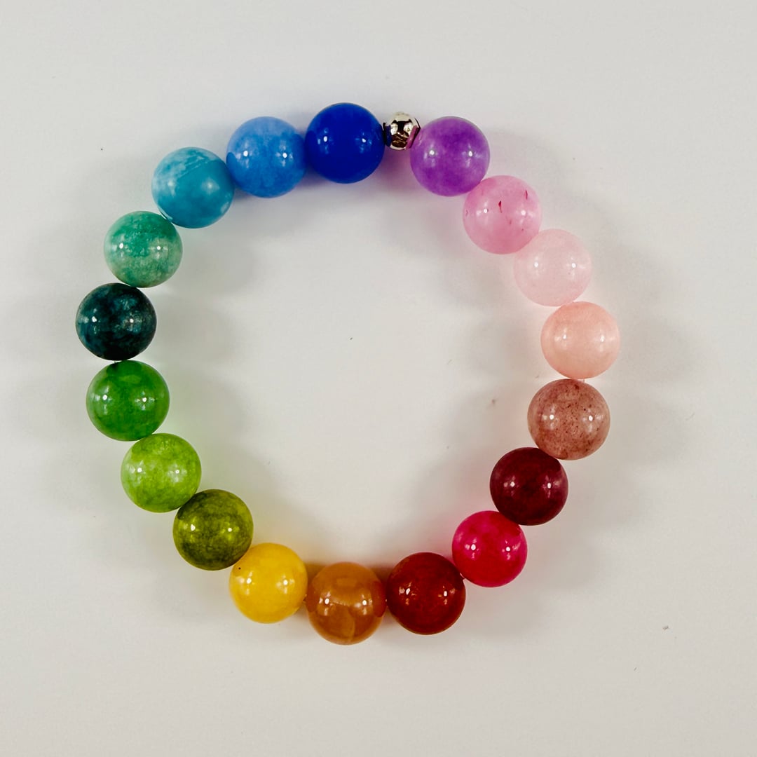Regenbogen-Perlenarmband mit einem bunten Mix an Edelsteinen – Bracelets – mit Silber (Produktansicht)