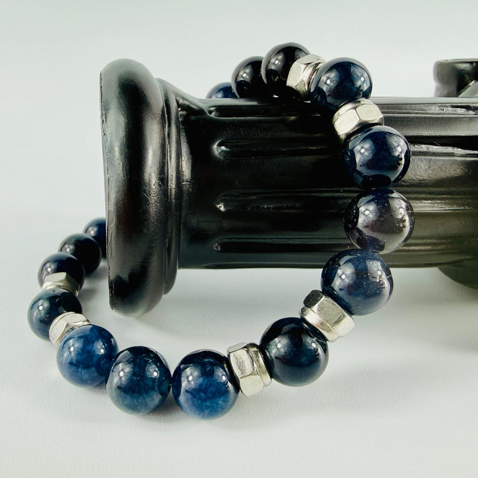 Stylisches Armband mit Mitternachtsblauem Turmalin kombiniert mit Edelstahlmuttern – Bracelets – mit Silber, Onyx (Produktan…