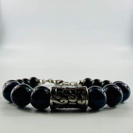 Tiefblaues Turmalin und Obsidian Armband mit stylischen Edelstahlelementen – Bracelets – mit Silber, Onyx (Produktansicht)